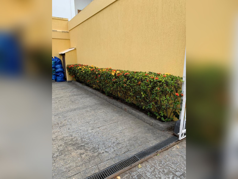 Casa à venda Anil com 422m² e 4 quartos por R$ 1.050.000 - 01-04-varanda-frente.jpeg