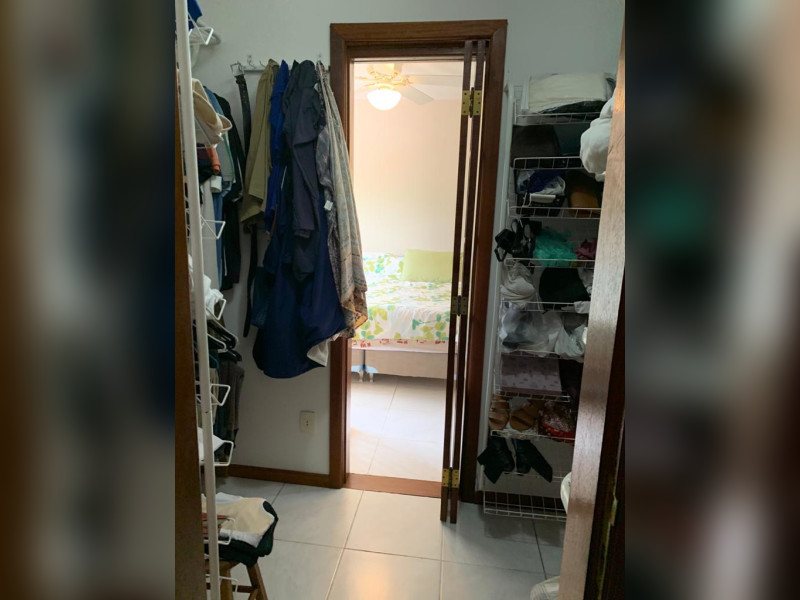 Casa à venda Anil com 422m² e 4 quartos por R$ 1.050.000 - 04-suite-01-04.jpeg