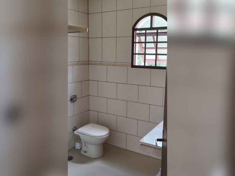 Chácara à venda Caceia  com 320m² e 4 quartos por R$ 850.000 - suite1-3.jpg
