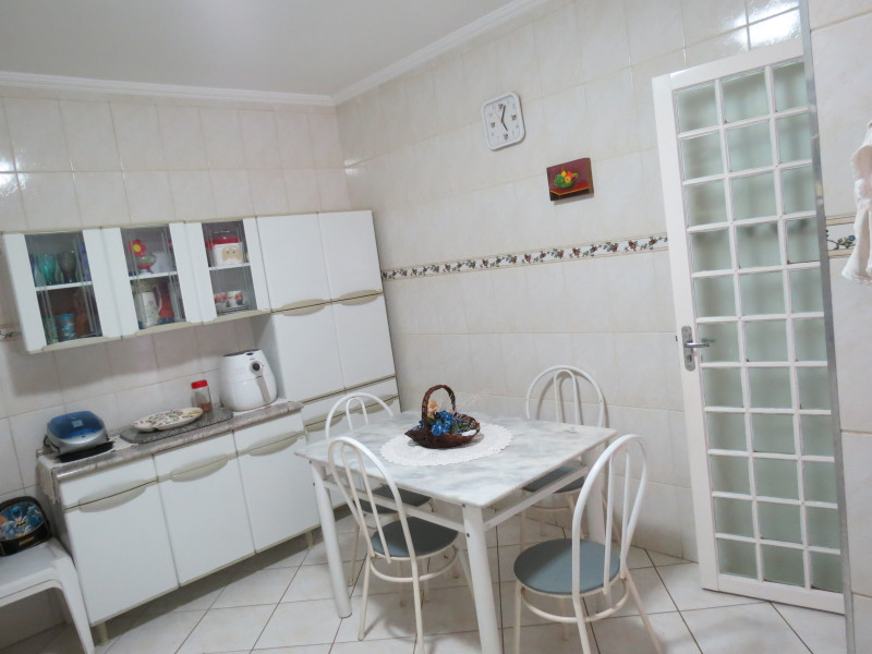 Casa à venda Residencial Village Santana com 250m² e 4 quartos por R$ 750.000 - 740711045-img-1294.JPG