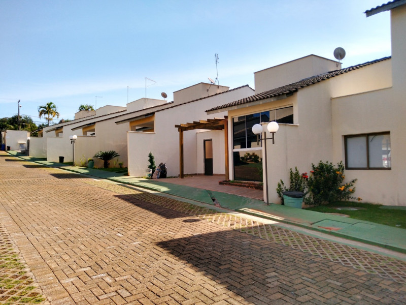 Casa de condomínio à venda Setor Santa Luzia com 120m² e 3 quartos por R$ 460.000 - 1857516304-61f0de63-3efa-495d-b7b6-1dbe93b2f36f.jpeg
