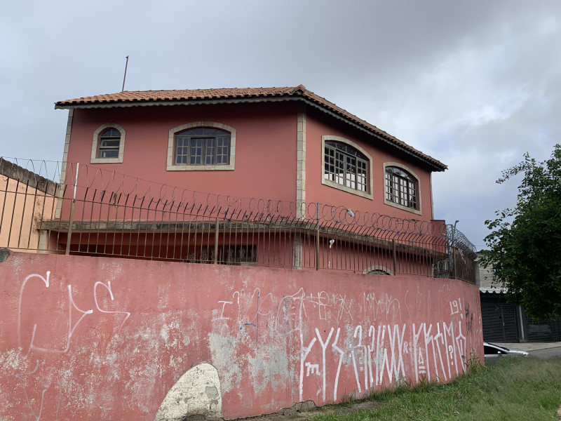 Casa à venda Cidade Líder com 299m² e 6 quartos por R$ 560.000 - 1436673264-fachada-5.JPEG