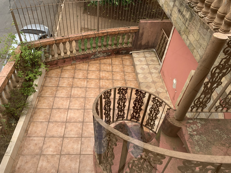 Casa à venda Cidade Líder com 299m² e 6 quartos por R$ 560.000 - 1533637149-sacada.JPEG