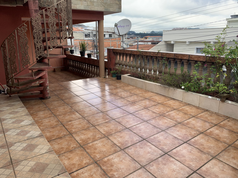 Casa à venda Cidade Líder com 299m² e 6 quartos por R$ 560.000 - 1543577885-sacada-3.JPEG