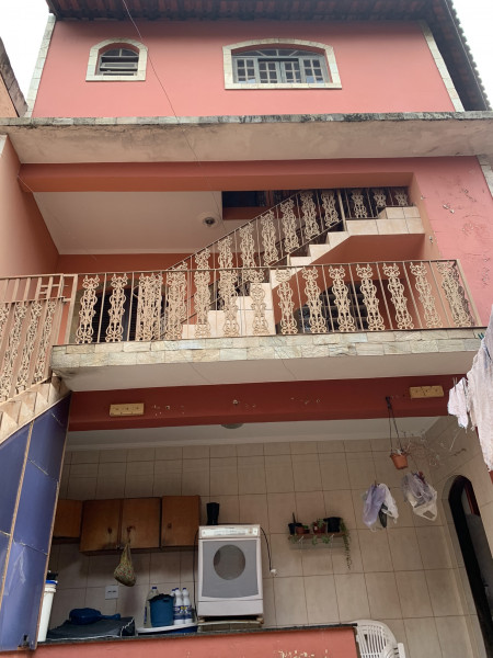Casa à venda Cidade Líder com 299m² e 6 quartos por R$ 560.000 - 697822823-sobrado-quintal-4.JPEG