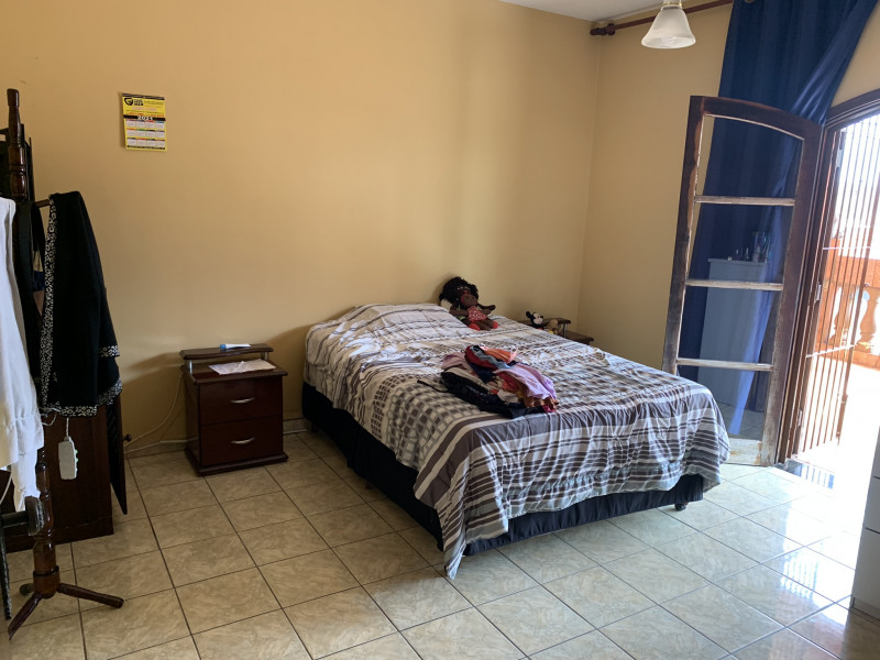 Casa à venda Cidade Líder com 299m² e 6 quartos por R$ 560.000 - 811792061-quarto-sacada-2.JPEG