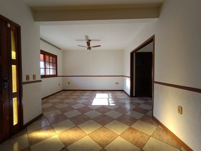 Casa à venda Viamópolis com 160m² e 3 quartos por R$ 296.000 - 1080042530-4.jpg