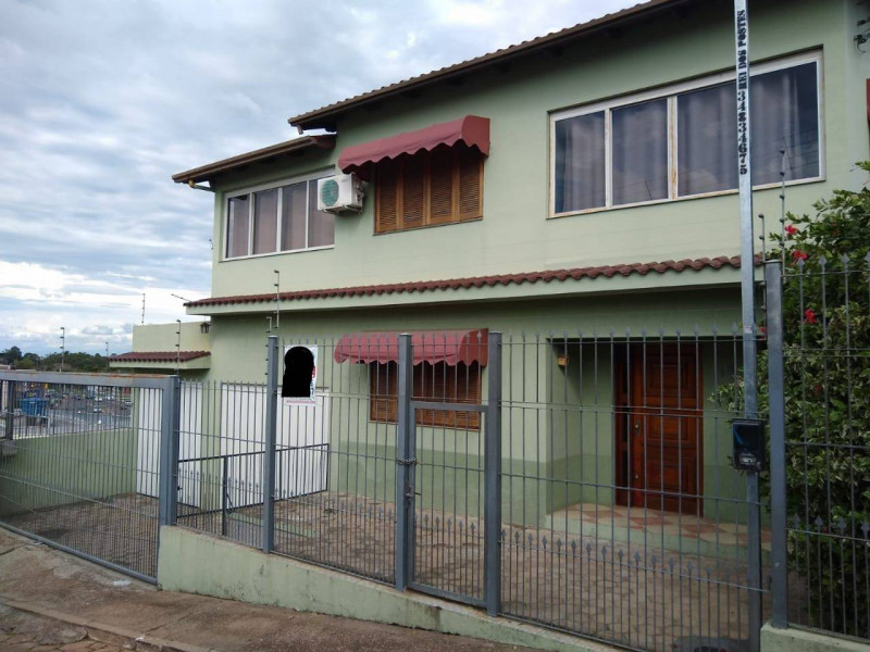 Casa à venda Viamópolis com 160m² e 3 quartos por R$ 296.000 - 873106838-1.jpg