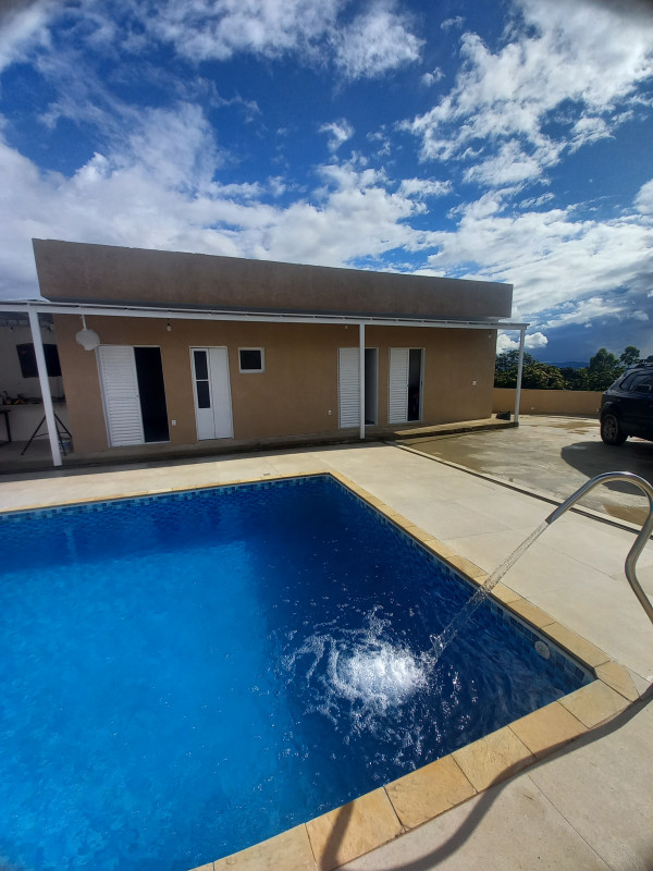 Chácara à venda Centro com 170m² e 4 quartos por R$ 380.000 - 1956201937-20221227-161303.jpg