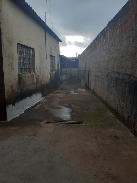 Casa à venda Ceilândia com 300m² e 2 quartos por R$ 190.000 - 1458094102-img-20230104-wa0152.jpg