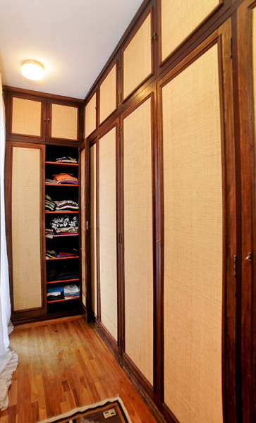 Casa à venda Vila São Francisco (Zona Sul) com 232m² e 5 quartos por R$ 980.000 - 1605001310-7-closet-1-2.jpg