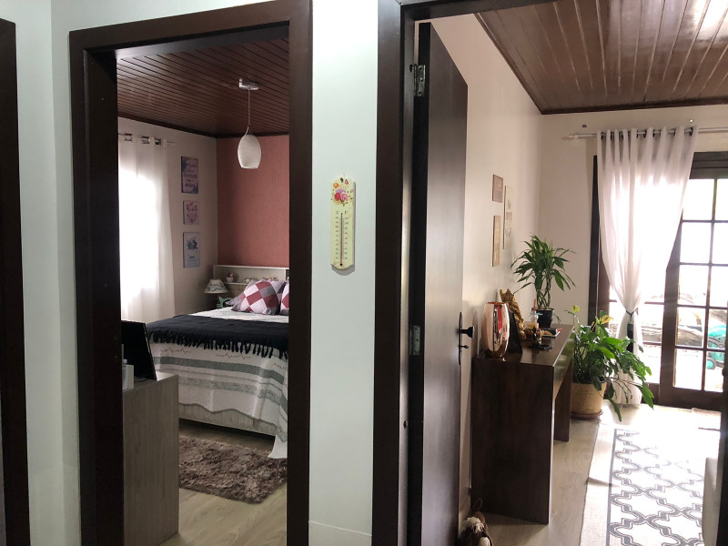 Casa à venda Centro com 337m² e 3 quartos por R$ 750.000 - 1402054861-img-20230117-wa0039.jpg