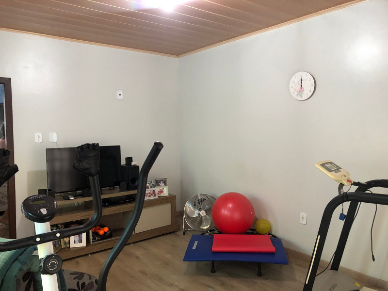 Casa à venda Centro com 337m² e 3 quartos por R$ 750.000 - 1661560702-img-20230117-wa0074.jpg