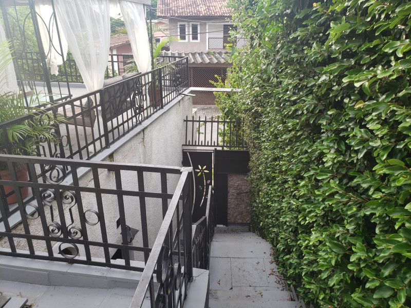 Casa à venda Jardim Semiramis com 319m² e 3 quartos por R$ 1.250.000 - 563817352-20230113-175755.jpg