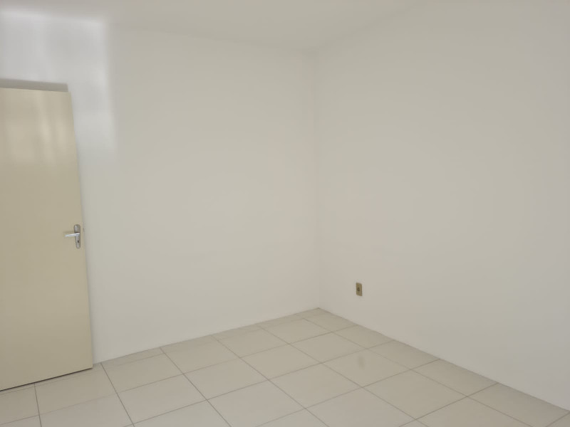 Apartamento à venda Coqueiros com 70m² e 2 quartos por R$ 360.000 - 48573755-ap8.jpg