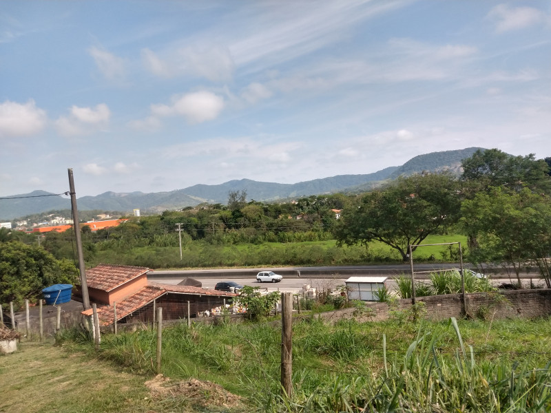 Casa à venda Camburi com 216m² e 2 quartos por R$ 250.000 - 1692943120-img-20221011-083700074-hdr.jpg