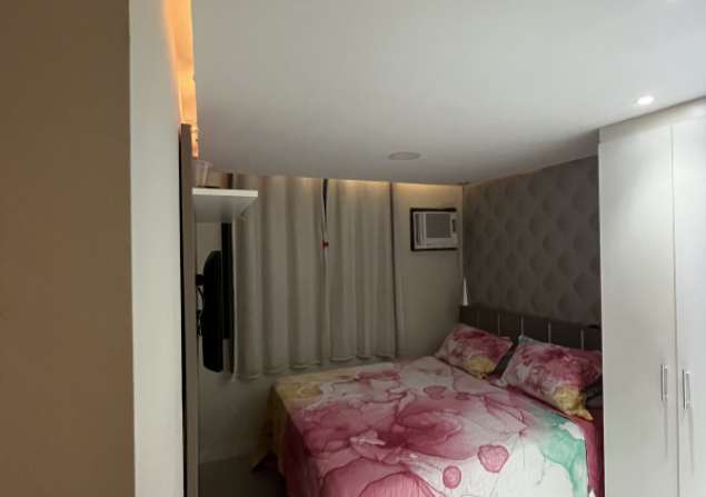 imóvel com 65m²