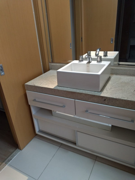 Apartamento à venda Menino Deus com 120m² e 3 quartos por R$ 1.550.000 - 591949610-imagem-do-whatsapp-de-2023-01-18-as-17.jpg