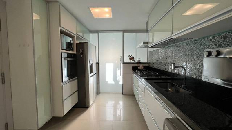 Apartamento à venda Barro Vermelho com 235m² e 4 quartos por R$ 3.890.000 - 1975255704-apartamento-com-4-quartos-a-venda-232m-no-barro-vermelho-vitoria-20.jpg