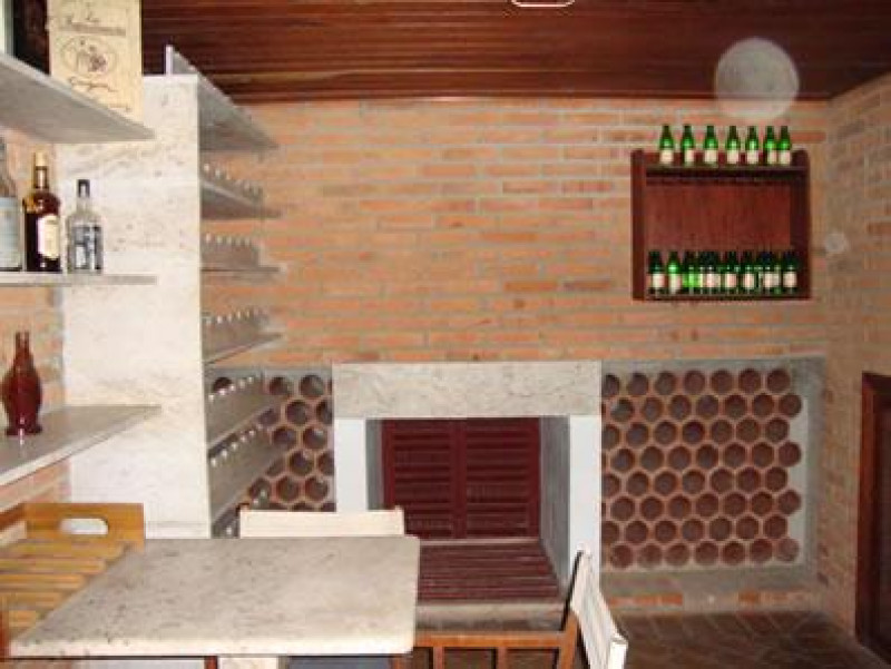 Casa à venda Santo Amaro com 580m² e 5 quartos por R$ 3.500.000 - 1090072788-adega.jpg