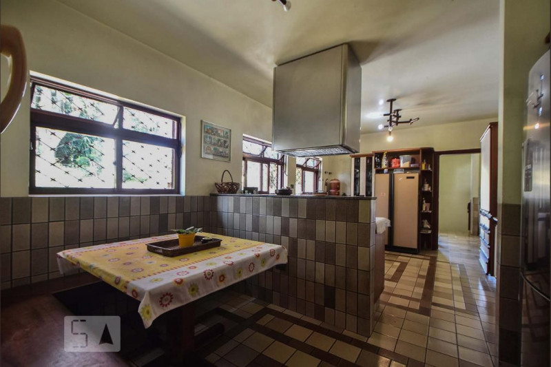Casa à venda Santo Amaro com 580m² e 5 quartos por R$ 3.500.000 - 1215547891-cozinha.jpg