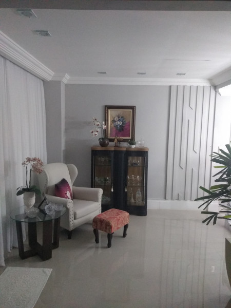 Casa à venda Jardim Sul com 210m² e 3 quartos por R$ 750.000 - 924356782-img-20220418-182929413.jpg