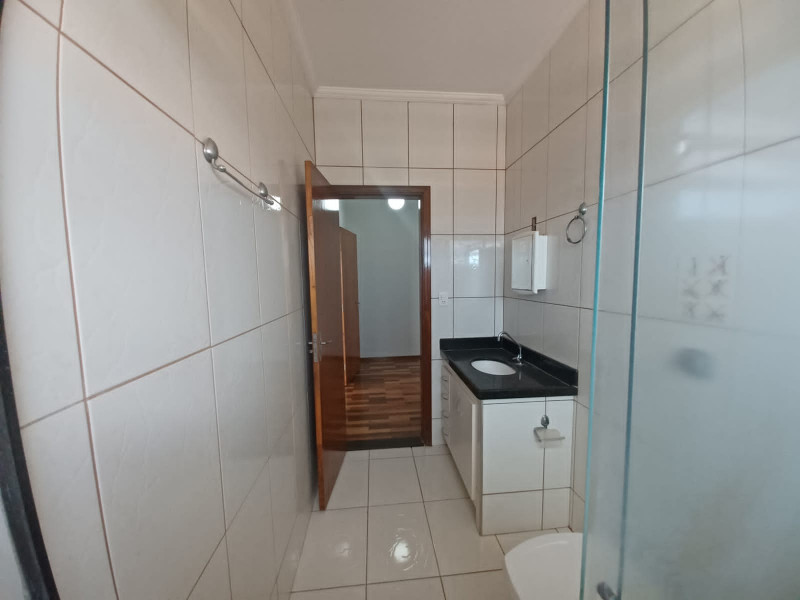 Casa à venda Jardim Hikare com 341m² e 4 quartos por R$ 900.000 - 885012301-img-20220117-wa0034.jpg