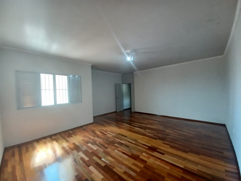 Casa à venda Jardim Hikare com 341m² e 4 quartos por R$ 900.000 - 962581781-img-20220117-wa0029.jpg