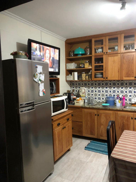 Casa à venda Costa e Silva com 200m² e 3 quartos por R$ 800.000 - 974662093-56eb45e4-e80a-4b5a-a693-ac8c5b48a7d7.jpeg