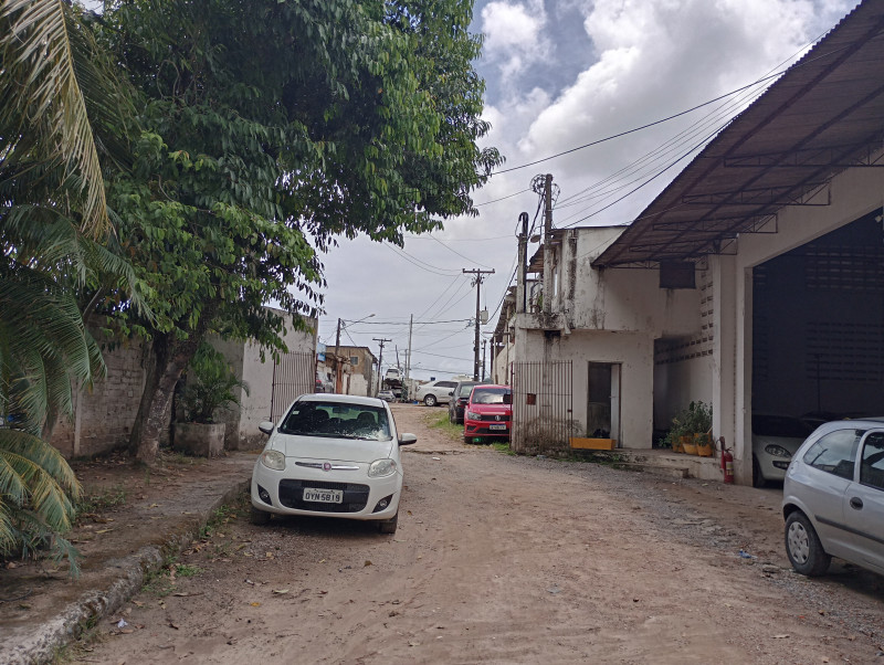 Comercial para alugar Prazeres com 2000m² e 1 quarto por R$ 15.000 - 1526838805-img-20230116-103202534-hdr.jpg