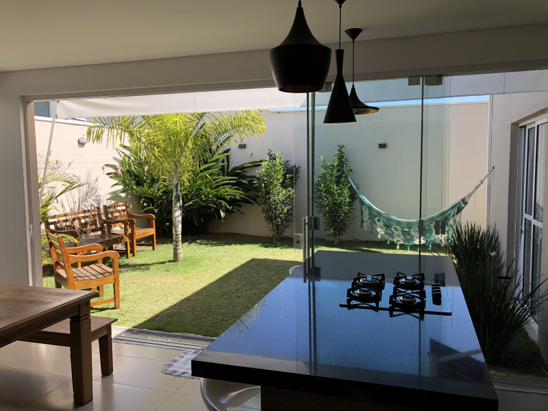 Casa de condomínio à venda Mombaça com 270m² e 4 quartos por R$ 1.160.000 - 1764848176-img-3033.JPG