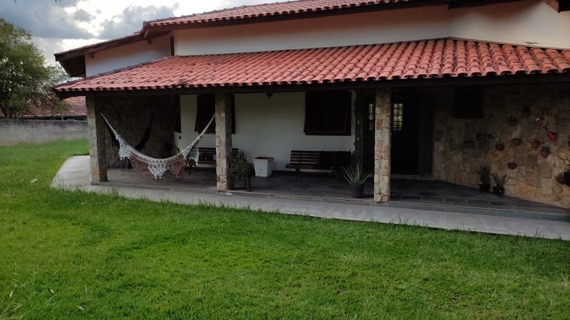Chácara à venda Éden com 4700m² e 4 quartos por R$ 1.100 - 388126953-img-20220117-wa0021.jpeg