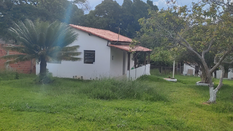 Chácara à venda Éden com 4700m² e 4 quartos por R$ 1.100 - 923936064-img-20220114-wa0023.jpeg