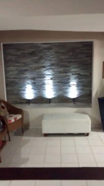 Casa para alugar Nova Parnamirim com 205m² e 3 quartos por R$ 2.400 - 1968779045-2c6c0f06-b656-4690-ad9a-362a2d39d895.jpg
