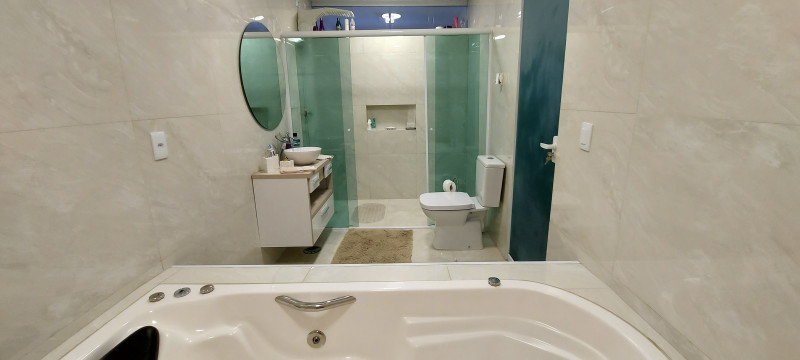 Casa à venda Vila California(Zona Sul) com 260m² e 4 quartos por R$ 850.000 - 1064931815-banheiro2.jpg