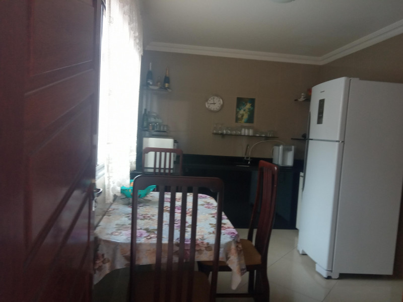 Casa à venda Bairro Santa Cruz com 157m² e 4 quartos por R$ 850.000 - 739205148-img-20211117-085420-676.jpg