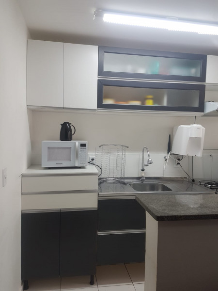 Apartamento à venda Centro com 45m² e 2 quartos por R$ 225.000 - 988215434-cozinha3.jpeg