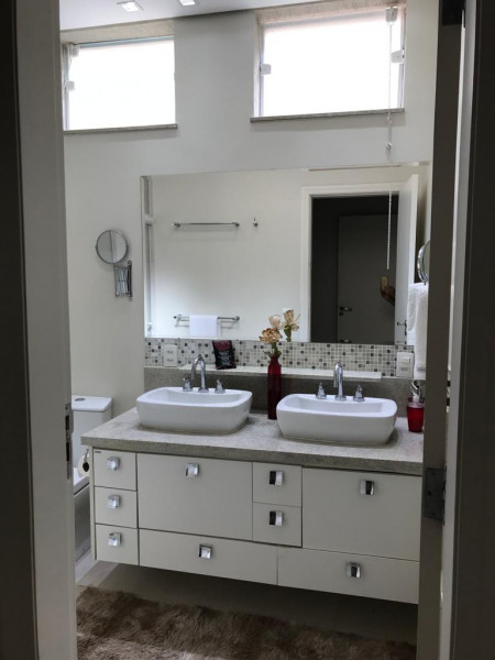 Casa à venda Jardim Europa com 350m² e 4 quartos por R$ 1.480.000 - 13748004-suitepd.jpeg