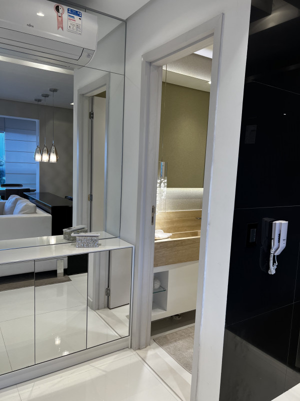 Apartamento à venda Centro com 44m² e 1 quarto por R$ 650.000 - 2108779700-991c7034-9beb-46b9-ae9e-29381d686e76.jpeg