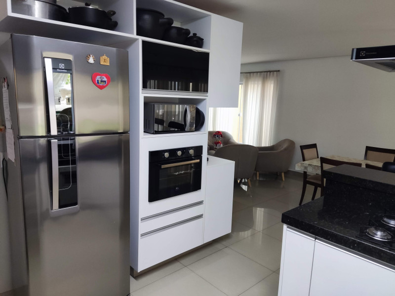 Casa de condomínio à venda Centro com 250m² e 4 quartos por R$ 1.590.000 - 1034264354-6.jpg