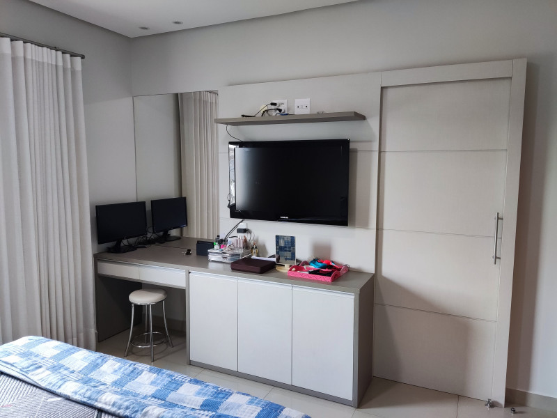 Casa de condomínio à venda Centro com 250m² e 4 quartos por R$ 1.590.000 - 1702665559-11.jpg