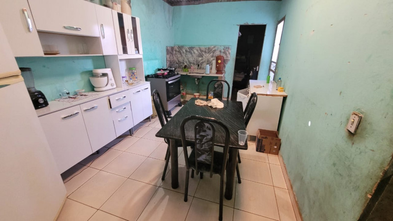 Casa à venda Centro com 112m² e 2 quartos por R$ 128.000 - 122969709-img-20221201-wa0136.jpg