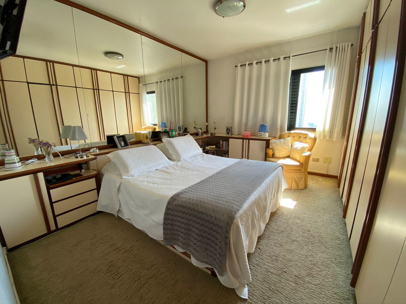 Apartamento à venda Vila Regente Feijó com 198m² e 4 quartos por R$ 1.300.000 - 801345503-e4254e8e-0629-4a21-87b4-51f0a459d1de.jpeg
