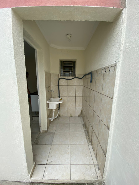 Casa à venda Cidade Nova Jacareí com 78m² e 2 quartos por R$ 200.000 - 837384567-lavanderia.jpg