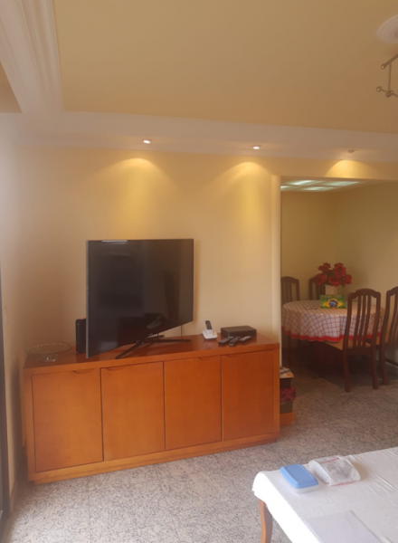 Apartamento à venda Vila Formosa com 870m² e 3 quartos por R$ 600.000 - 1530144484-sala.png