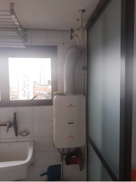 Apartamento à venda Vila Formosa com 870m² e 3 quartos por R$ 600.000 - 343652079-area-de-servico-aquecedor-e-tanque.png