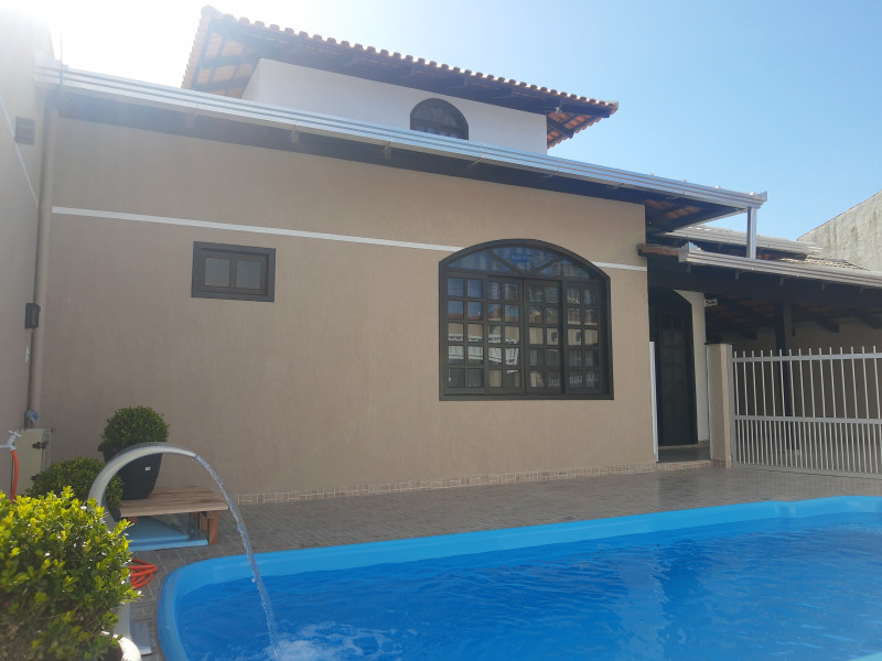 Comercial à venda Praia de Armação do Itapocorói com 220m² e 1 quarto por R$ 1.500.000 - 1135291056-img-20221022-152432876.jpg