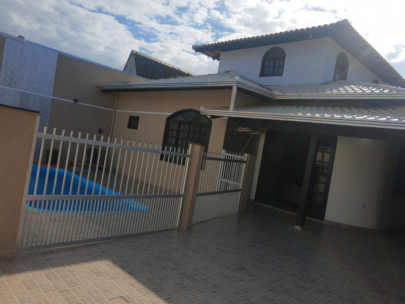Comercial à venda Praia de Armação do Itapocorói com 220m² e 1 quarto por R$ 1.500.000 - 238423971-img-20221022-154902161.jpg