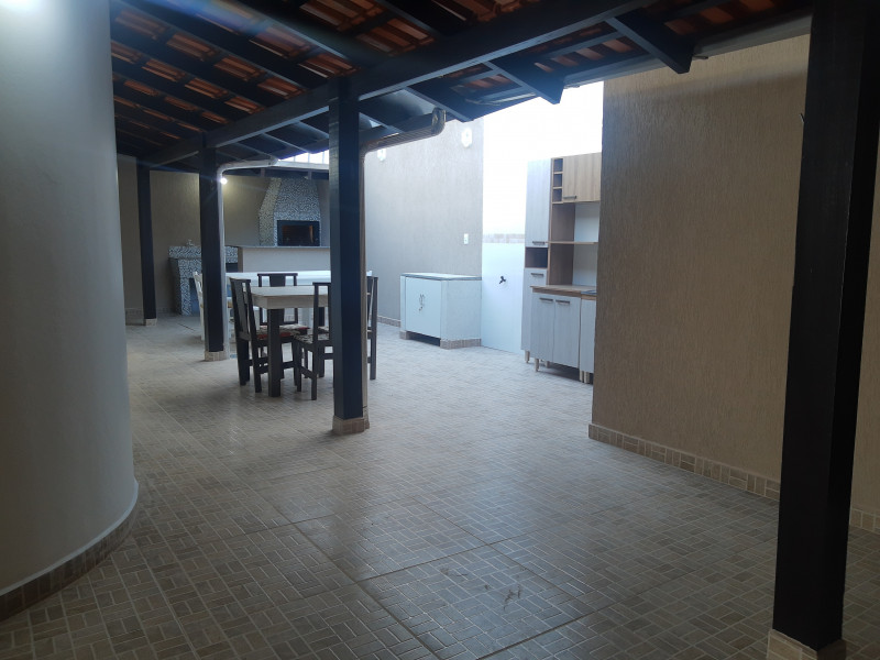 Comercial à venda Praia de Armação do Itapocorói com 220m² e 1 quarto por R$ 1.500.000 - 722190825-img-20221022-154954042.jpg
