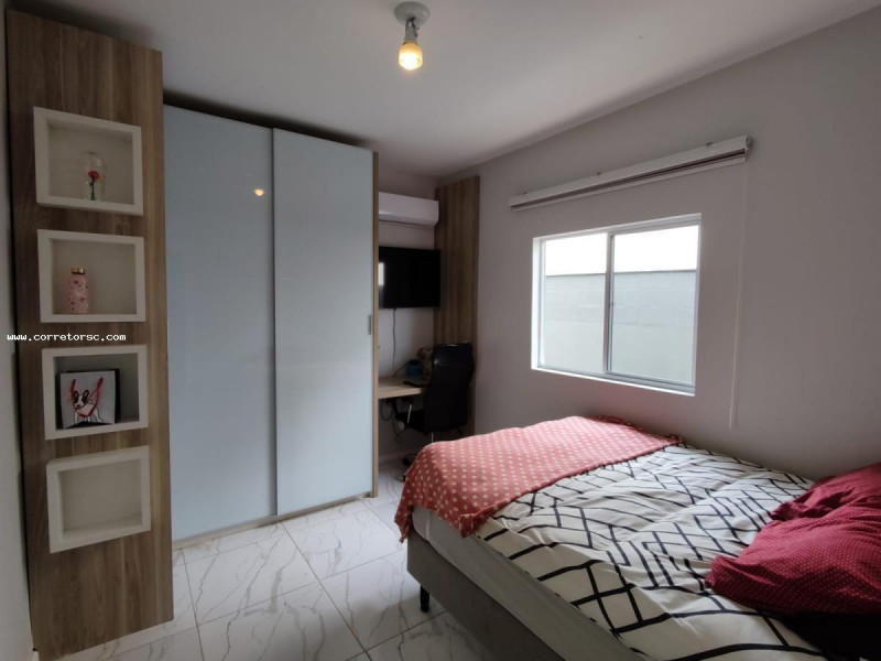 Casa à venda Centro com 268m² e 4 quartos por R$ 1.200.000 - 1328420241-img-20230124-wa0040.jpg